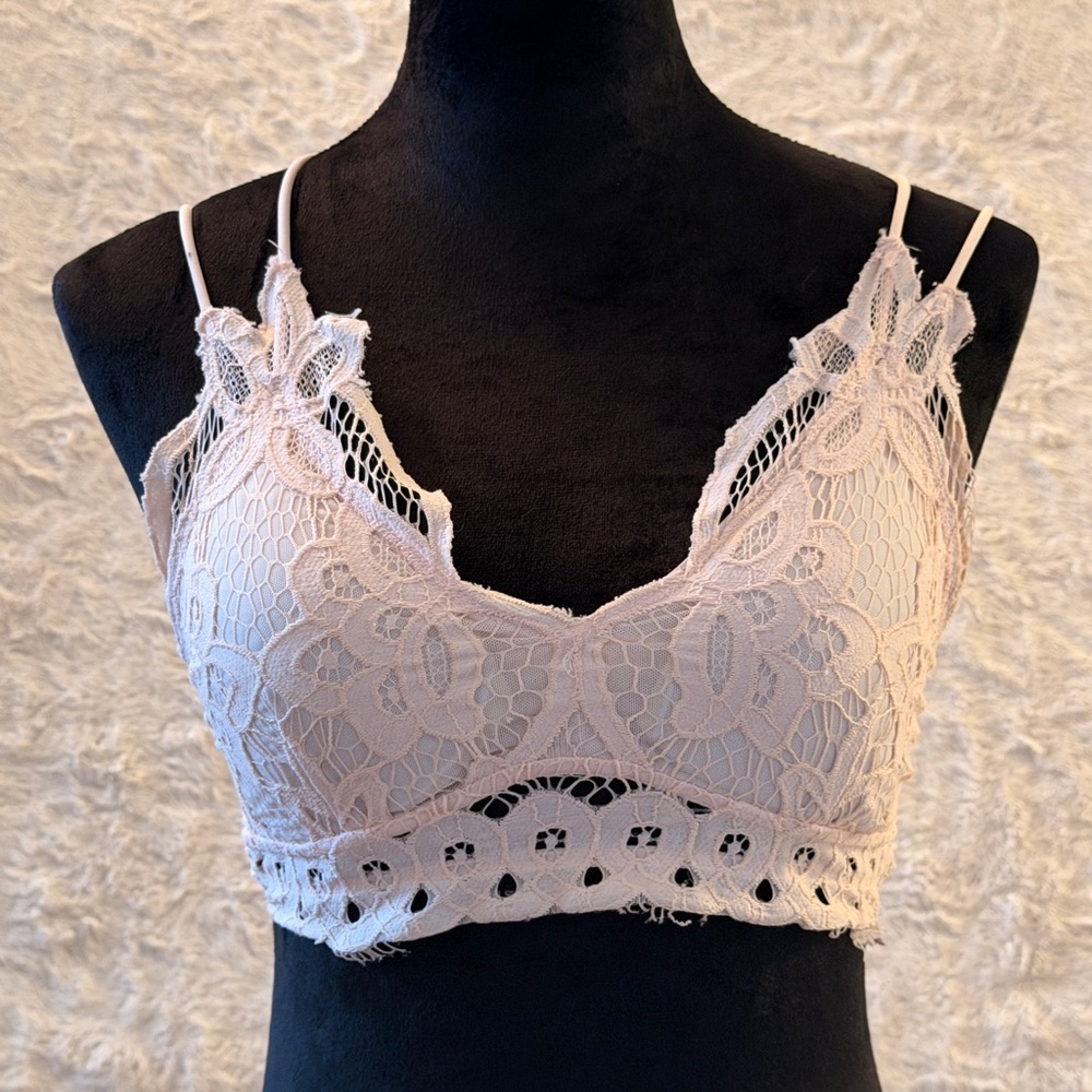 Pink Lily Blush Pink Lace Bralette Size Large - Boho Smocked Back
